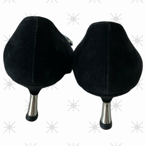 Prada Pointy Toe Pumps Kitten Stiletto Heels 39 Black Suede Crystal Brooch EUC🖤 - Picture 4 of 11